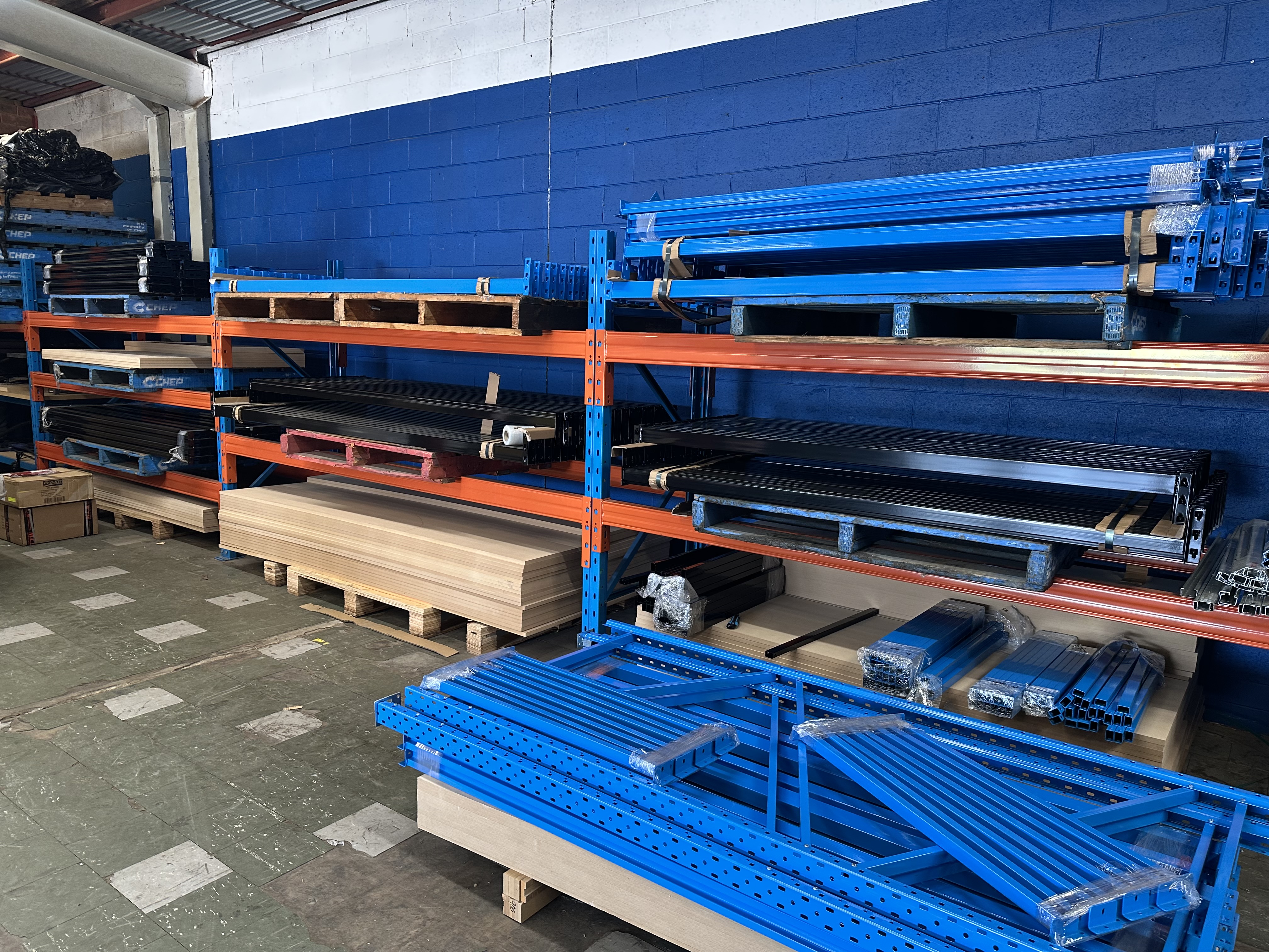 Garage shelving